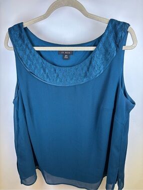 LE BOS SLEEVELESS TOP BLOUSE
WOMEN 16W  BLUE - TURQUOISE 
100% POLYESTER